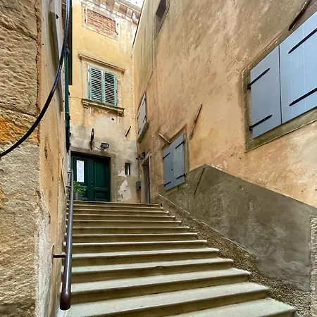 Apartament Ginger & Blue In A Charming Historic Town Labin (Istria)